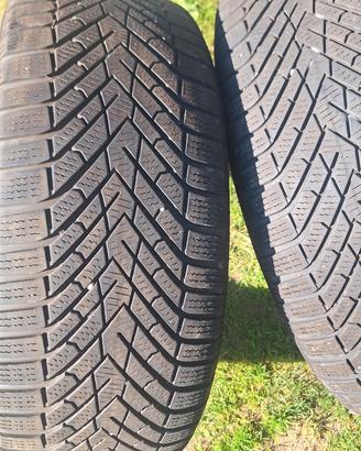 2 Pirelli Scorpion winter 235/55 r18