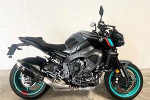 YAMAHA MT-10 Cyan Storm