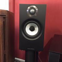 Coppia diffusori b&w