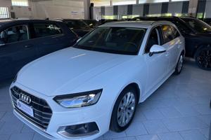 Audi A4 Avant 40 TDI quattro S tronic Business Adv