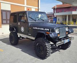 JEEP Wrangler 2.5 Laredo