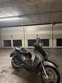 scarabeo 400cc
