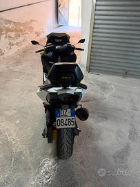 Yamaha tmax 530