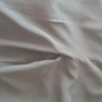 Pantaloni nuovi in misto seta