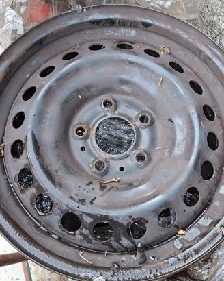 cerchio in ferro da 16 originali Nissan 