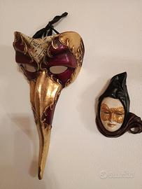 Coppia di maschere veneziane. 