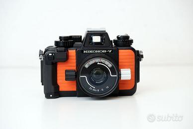 Nikon Nikonos V in perfette condizioni