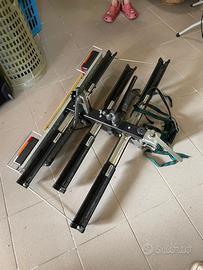 Porta bici da gancio traino con fanali e targa