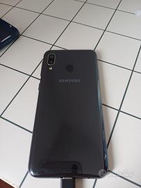 Samsung galaxy A20e usato