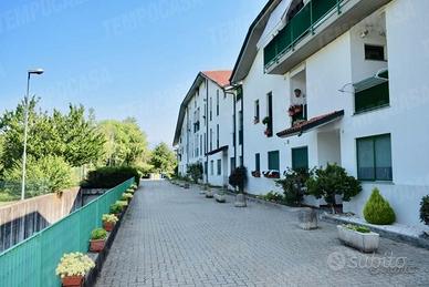 Box piccolo in complesso immobiliare Borgo della