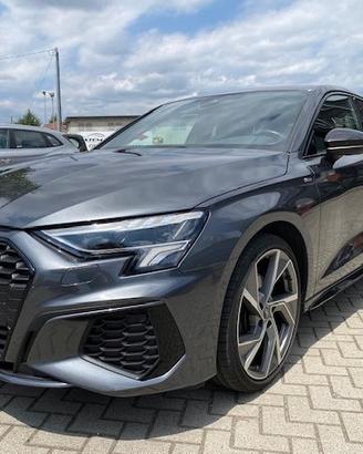 Audi A3 Sportback 40 2.0 tdi S line edition quattr