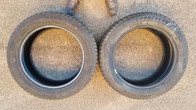 Coppia gomme invernali Good Year 235/55R19 105H