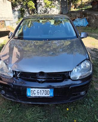 Volkswagen Golf 1.9 tdi 