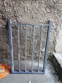 Grata in ferro già verniciata di antiruggine