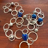 Collana con cuori blu