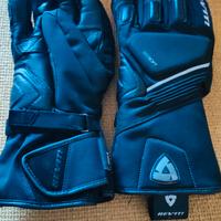 Guanti invernali per moto. Revit