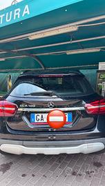 Mercedes Benz GLA 180