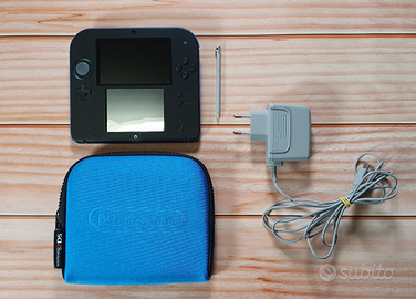 Nintendo 2DS e accessori