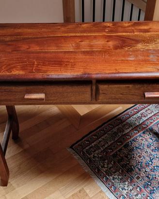 Tavolino in legno