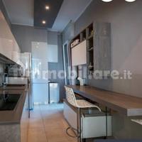 Mobili e elettrodomestici per appartamento