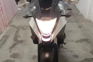 Honda cross runner  2014