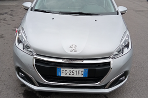 Peugeot 208 puretech