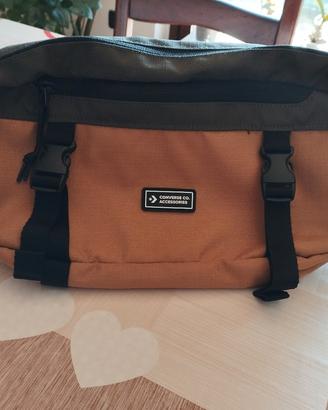 Marsupio Converse Utility Sling Pack – Come Nuovo