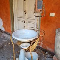 Toilette antica in ferro