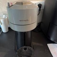 Macchina cafe nespresso capsule vertuo