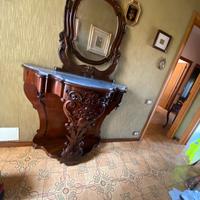 Console d’epoca con specchiera