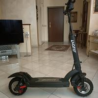 Monopattino elettrico LAOTIE ES8