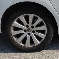 Cerchi in lega Zafira Tourer 2012 R16