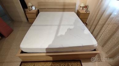 Letto matrimoniale contenitore