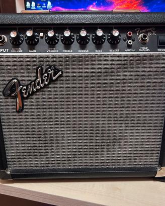 Fender Frontman 15R