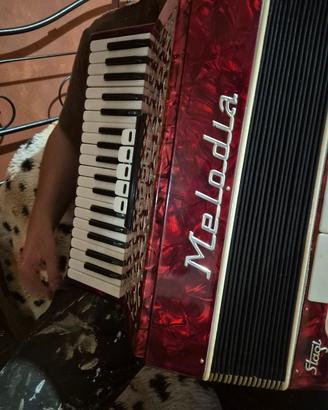 Fisarmonica melodia 80 bassi
