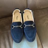 Elegante Mocassino Nero Giardini