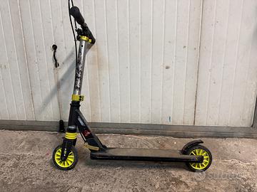 Monopattino da bambino 5-10 anni