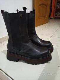 STIVALETTI MAI USATI OXS