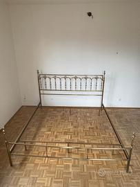 Set camera vintage: Letto + 2 Comodini in ottone