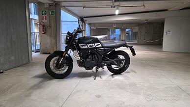 Brixton 500 X - 2022 5000km