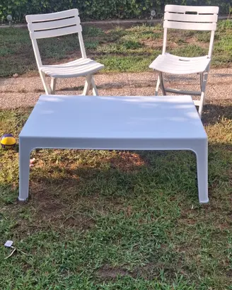 Tavoli e sedie da esterno