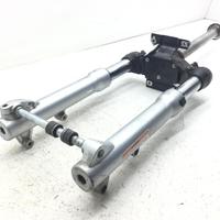 FORCELLA FODERI STELI E PIASTRA INFERIORE APRILIA 