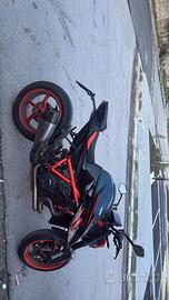 Ktm 1290 super duke r evo