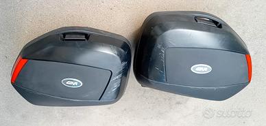 Borse moto Givi V35