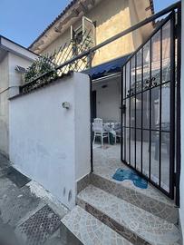 Rif. 536 180.000,00 villaggio coppola, a pochi pa