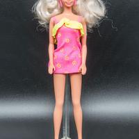 Barbie Ruffle Fun, prodotta da Mattel nel 1994