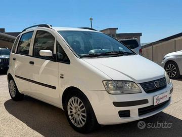 Fiat Idea 1.2 16V BlackLabel
