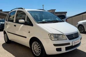 Fiat Idea 1.2 16V BlackLabel