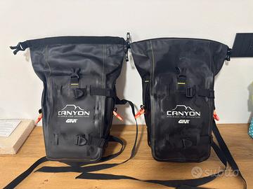 Givi canyon borse paramotore