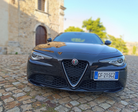 Alfa Romeo Giulia 2.2 diesel 136 CV MY 2019